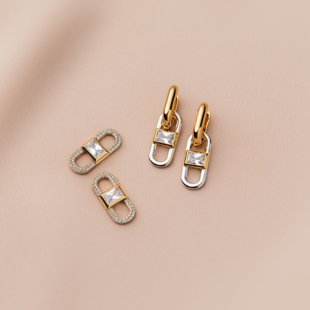 Sparkling link charms