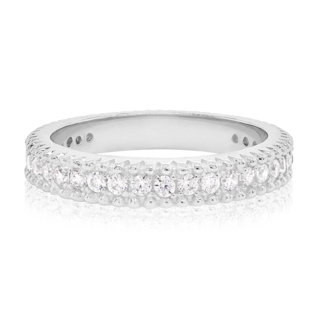 Elongated eternity ring in silver