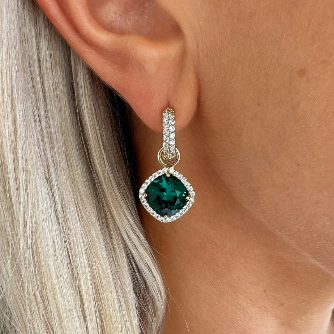 Round sparkling base earrings in gold