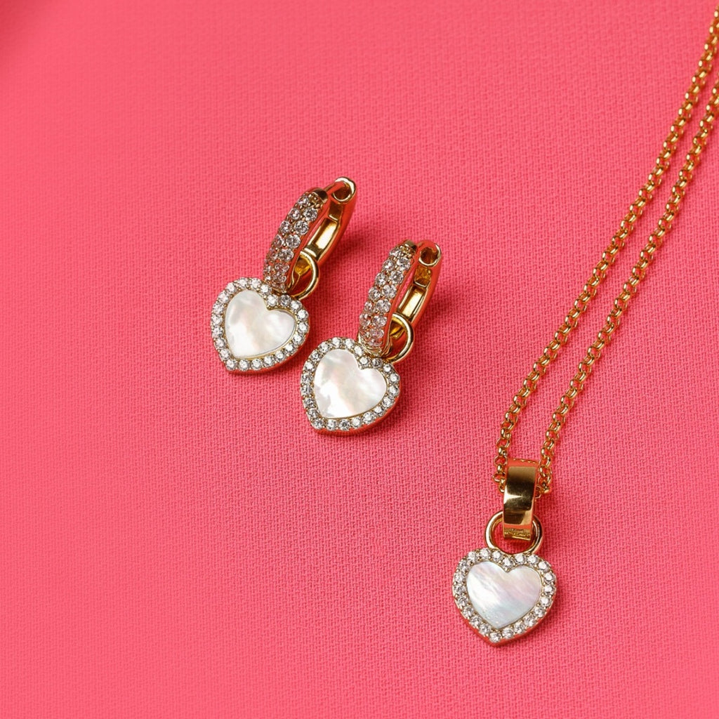 Round sparkling base earrings in gold